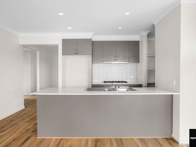 62 Lynwood Drive, Thornhill Park