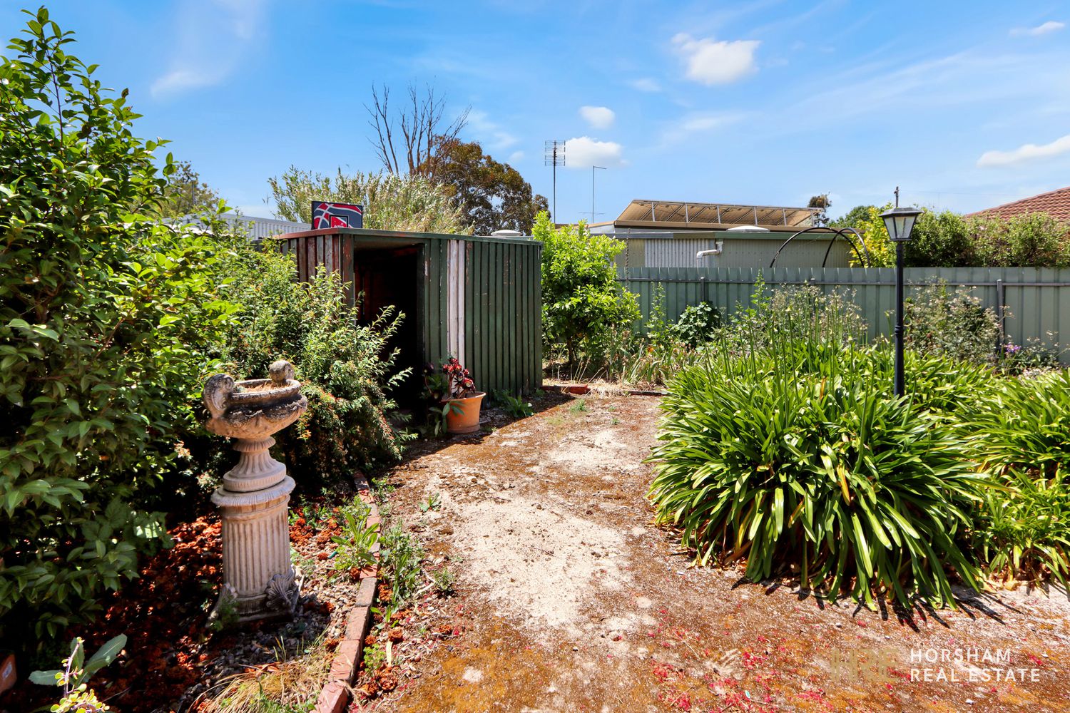 20 Felstead Avenue, Horsham