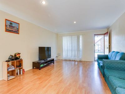 9 / 3 ROSEGUM PLACE, Redbank Plains