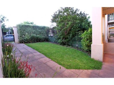 42 / 17 Yarra Street, Hawthorn