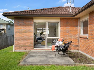 256 Royal Road, Massey