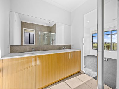 17  Barwon Avenue , Winter Valley