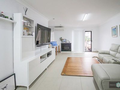 2 / 140 Greenacre Road, Greenacre