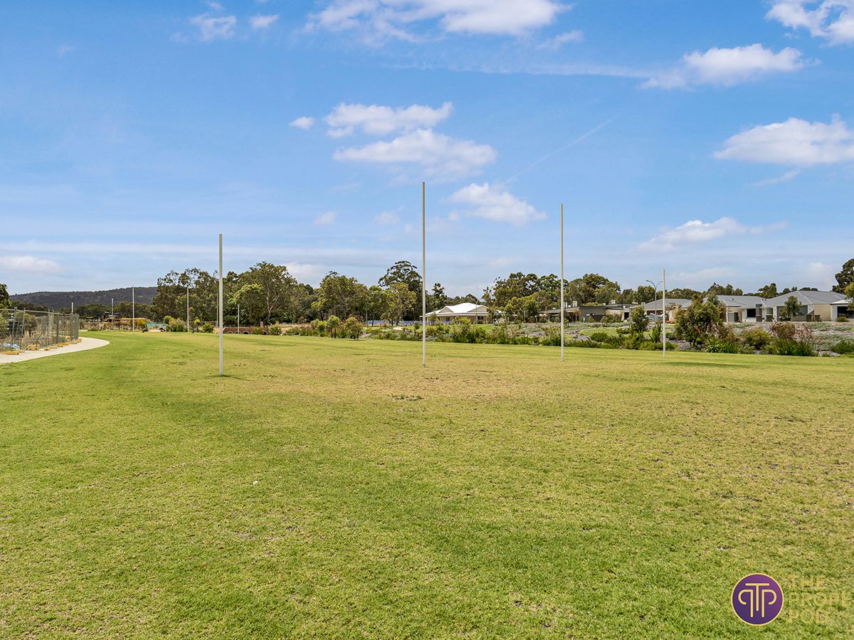 28 Hackney Loop, Byford