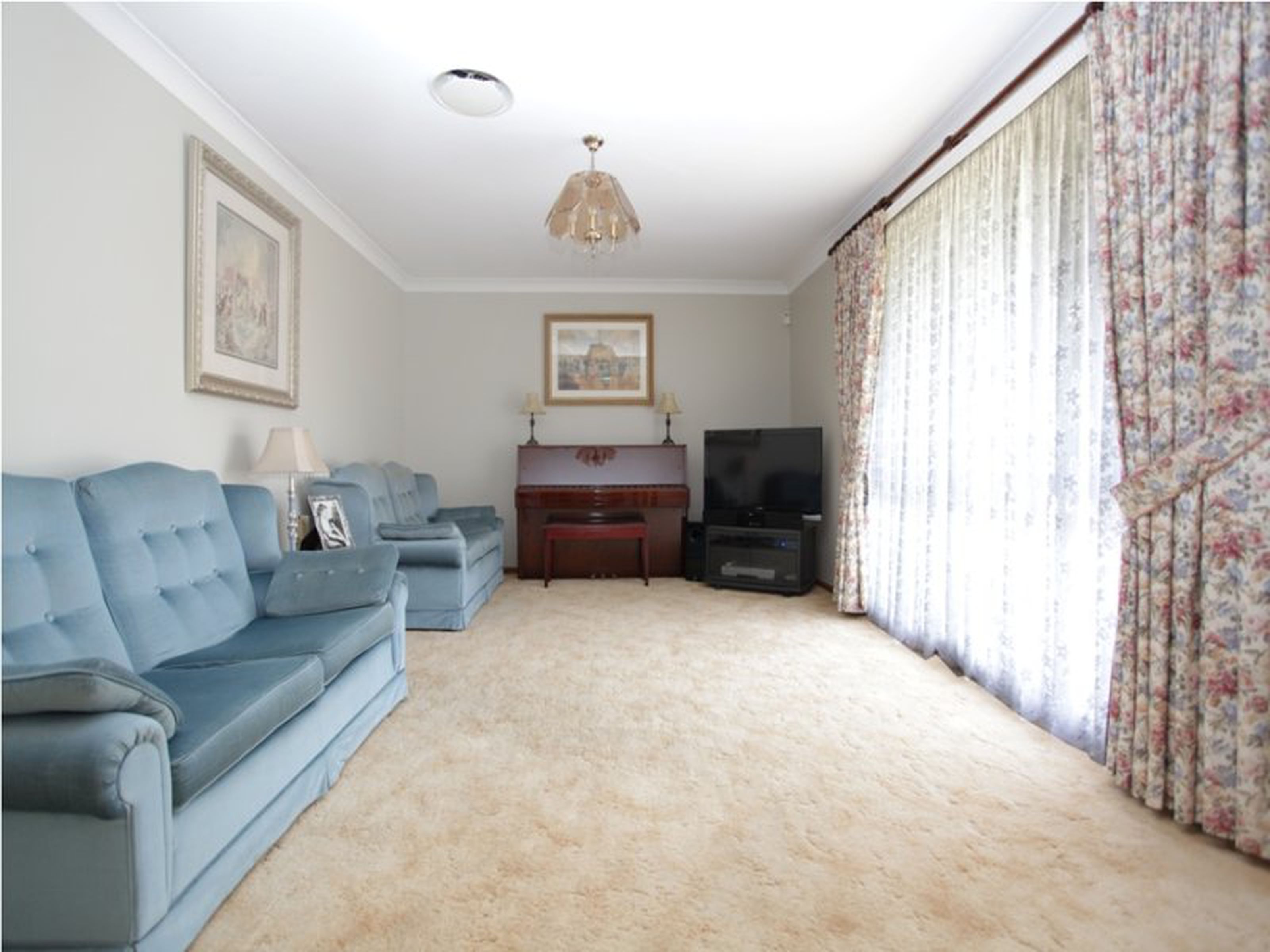 11 Sumbray Avenue, KEMPS CREEK