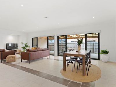 25 Venezia Way, Skye