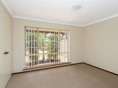 6 Reed Court, Hannans