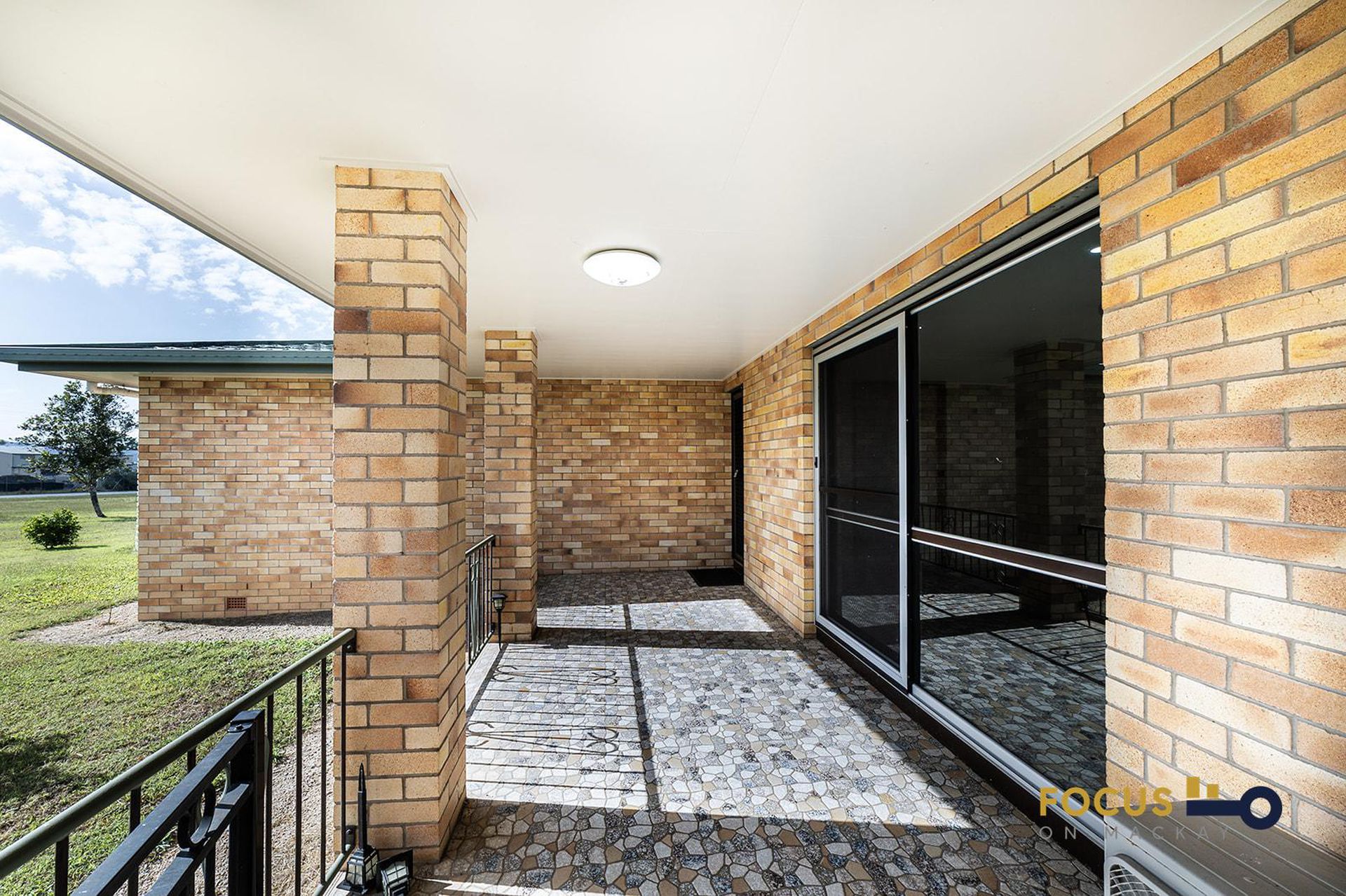 126 Beach Rd, Sarina