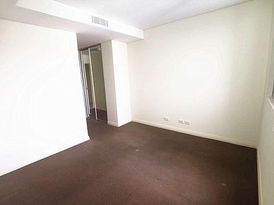 1706 / 11-15 Charles Street , Canterbury