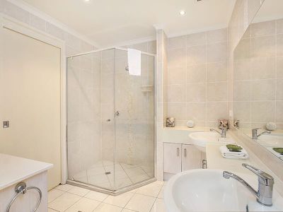 4 / 60-64 Parkyn Parade, Mooloolaba
