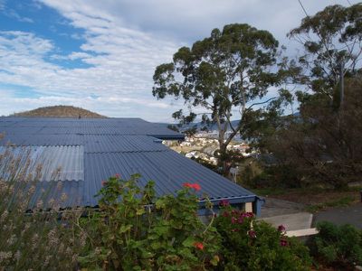 105 Karoola Road, Lindisfarne