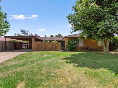 13  Canopus Court, Sale