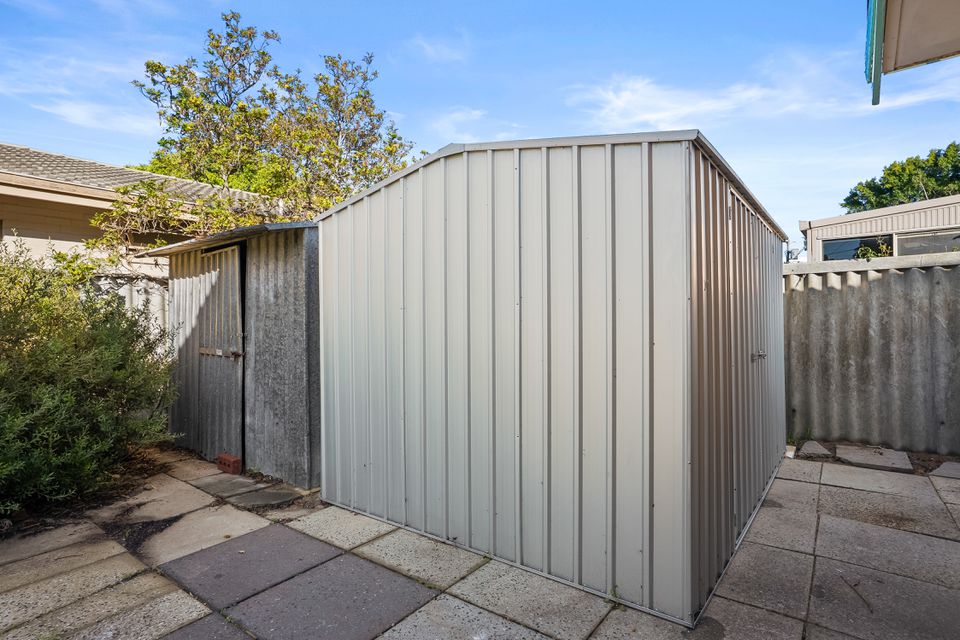 5 SWINSTONE STREET, Rockingham