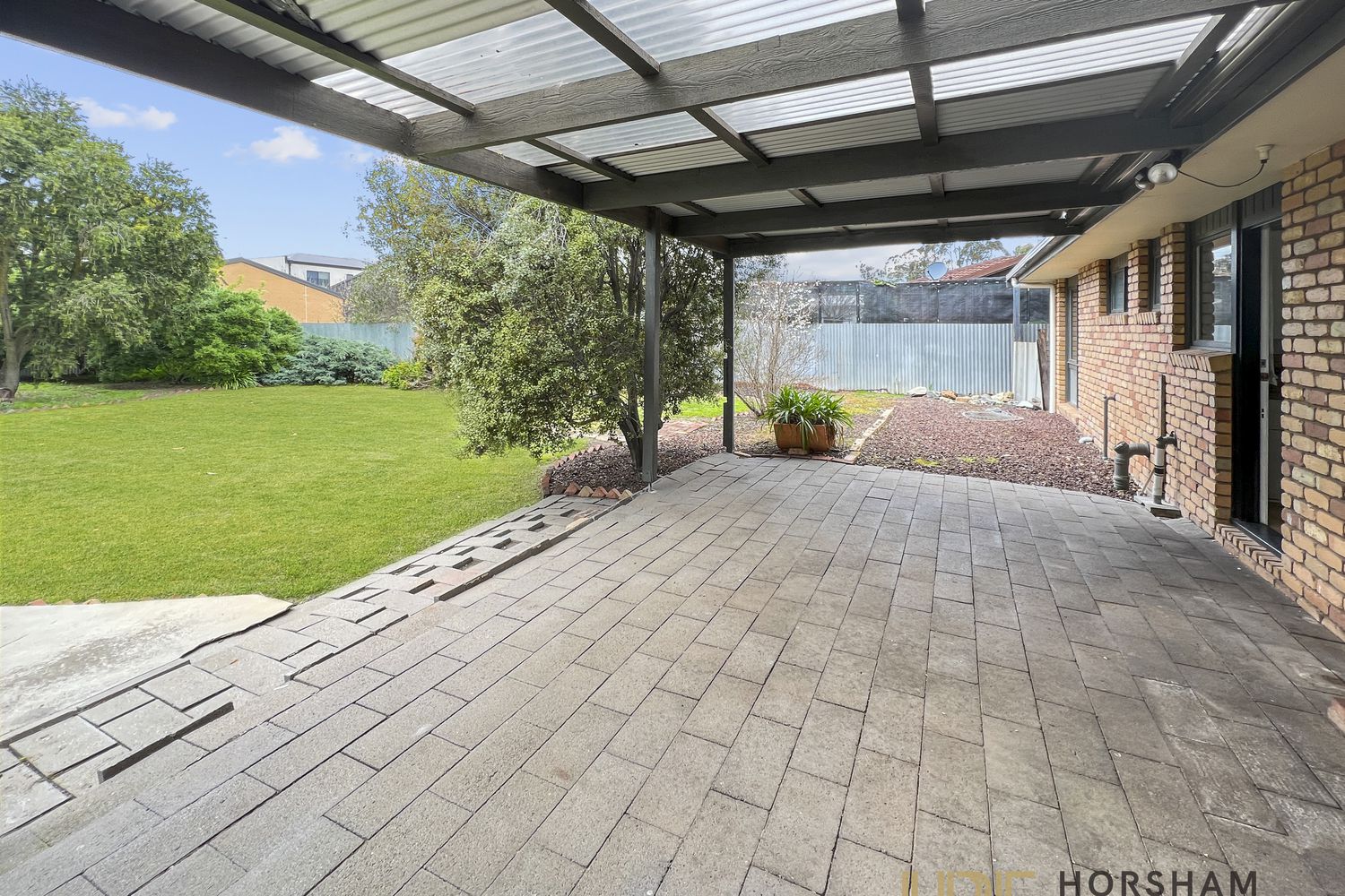 12 Bradshaw Street, Horsham