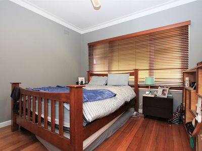 17 McMahon Street, Heathcote