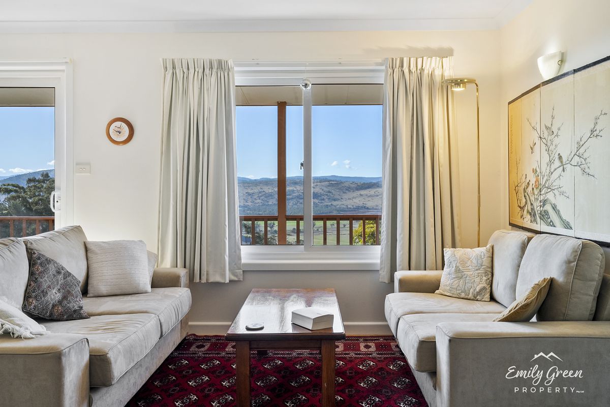 69 George Street, Dulcot