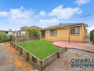 2 Wongalara Place, Woodcroft