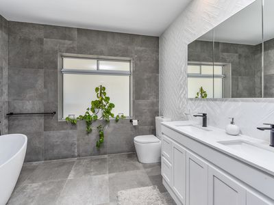 142 Mount Gambier Road, Millicent