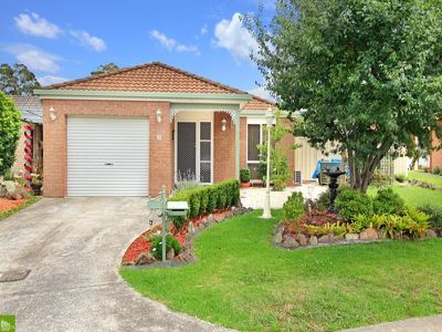 10 Jenail Place, Horsley