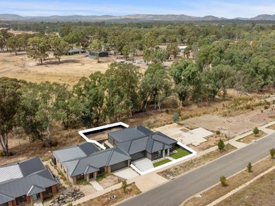 19 DRAGONFLY DRIVE, Seymour