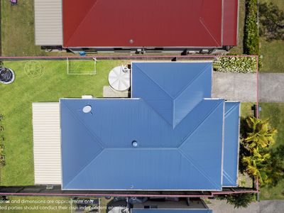 8 Honeypot Avenue, Springfield Lakes