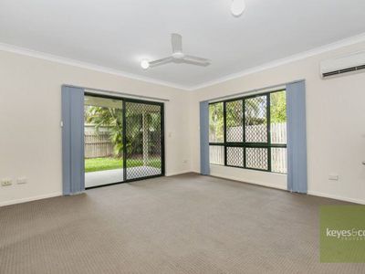 2 / 49 Eleventh Avenue, Railway Estate