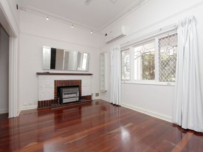 95 Lake Monger Drive, Wembley
