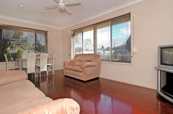 1 / 67 Dianne Avenue, Craigieburn