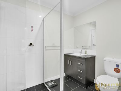 9 Gants Path, Wyndham Vale