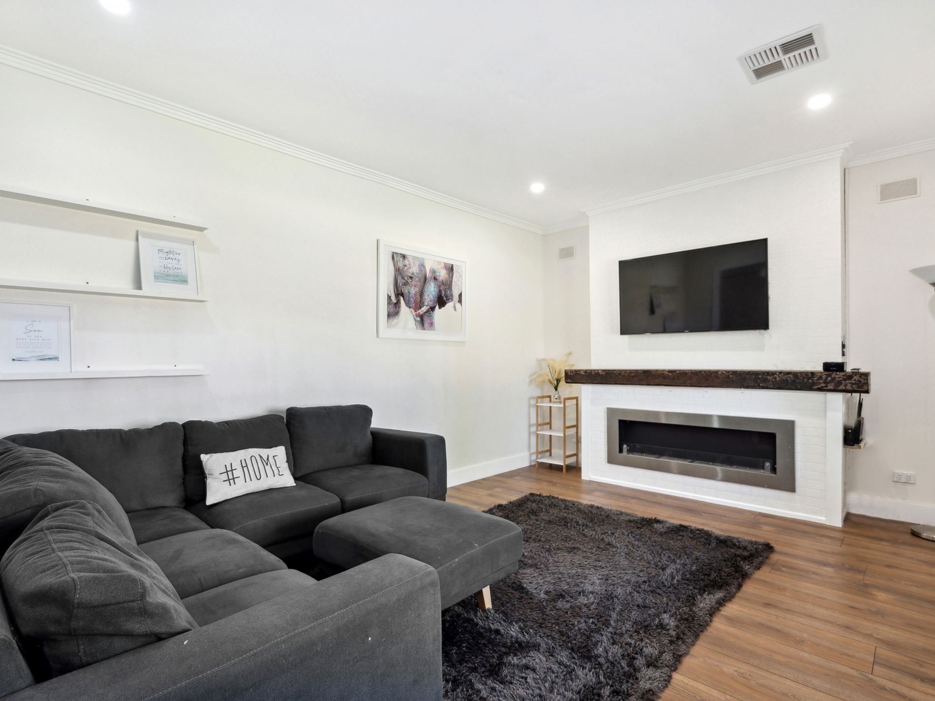 ROOM 4 / 6 Packer Avenue, North Plympton