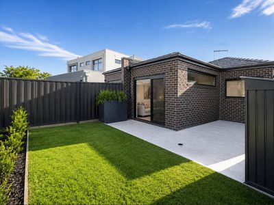 35A Hindmarsh Drive, Manor Lakes