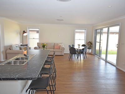 7 Graza Avenue, Dubbo