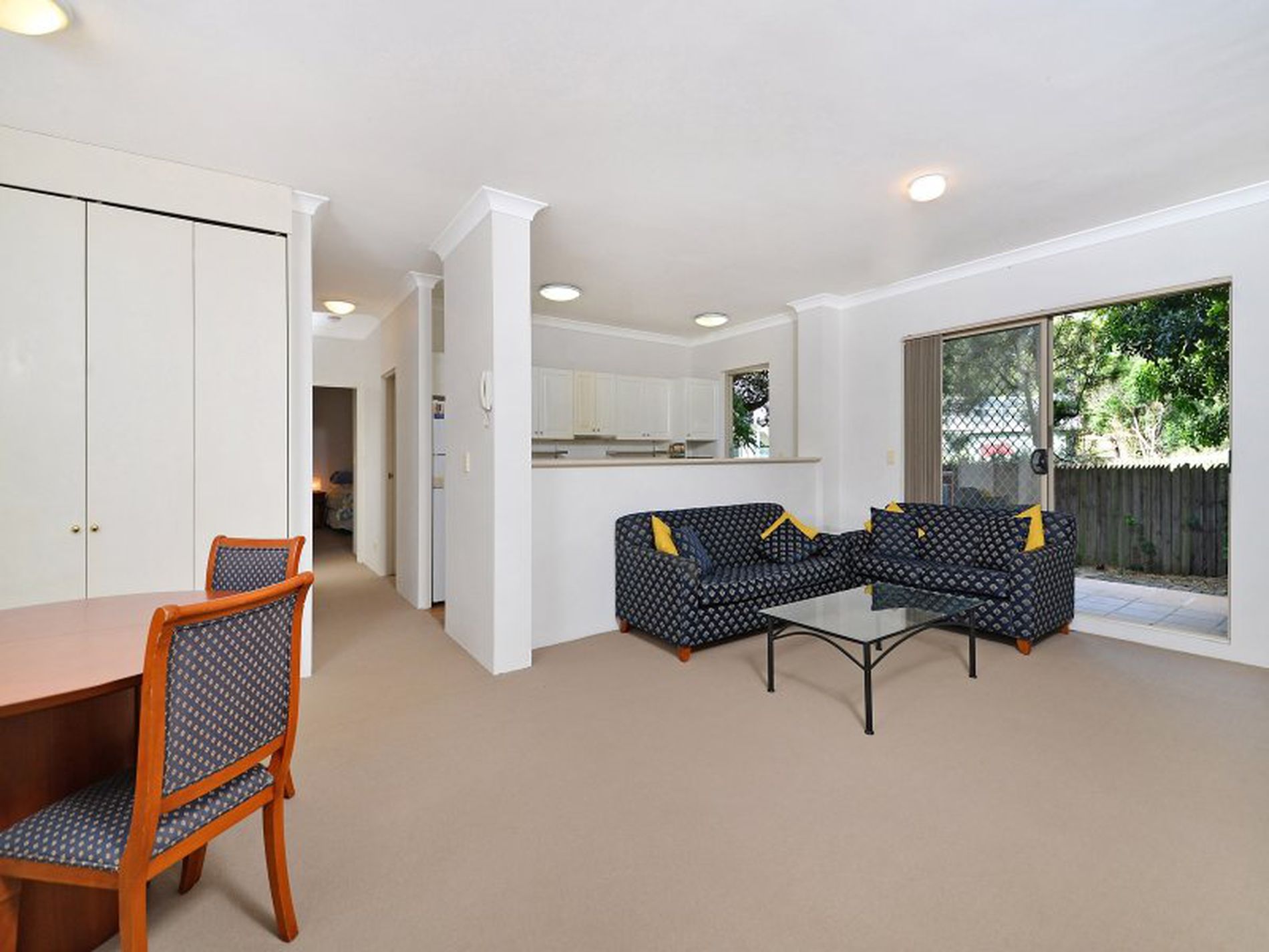 2 / 127 Banksia Street, Botany