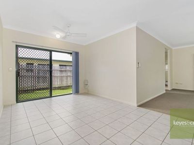 2 / 49 Eleventh Avenue, Railway Estate