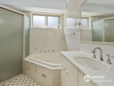 47 Lyndhurst Court, Wattle Grove