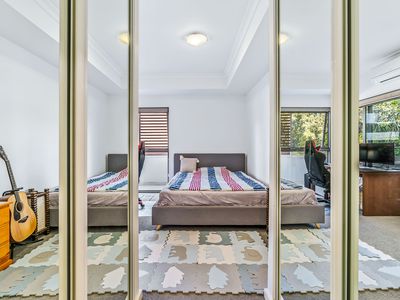 4 / 2 Rowe Avenue, Rivervale