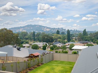 12 TANNER TERRACE, Wodonga