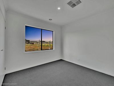 9 Bruno Avenue, Truganina