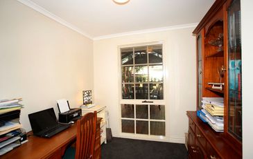 15 Paul Grove, Beaconsfield Upper