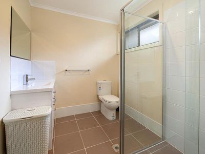 1 / 456 KEMP STREET, Lavington