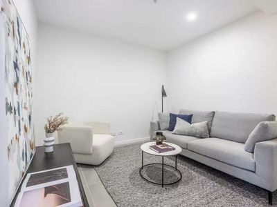 1504 / 15 Cannes Avenue, Surfers Paradise