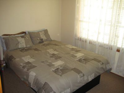 35 Meadowbank Drive, Dubbo