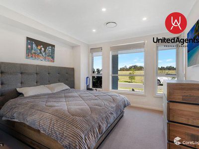 10 Clarence Drive, Elizabeth Hills