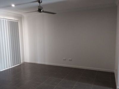 10 / 62 Station Rd, Burpengary