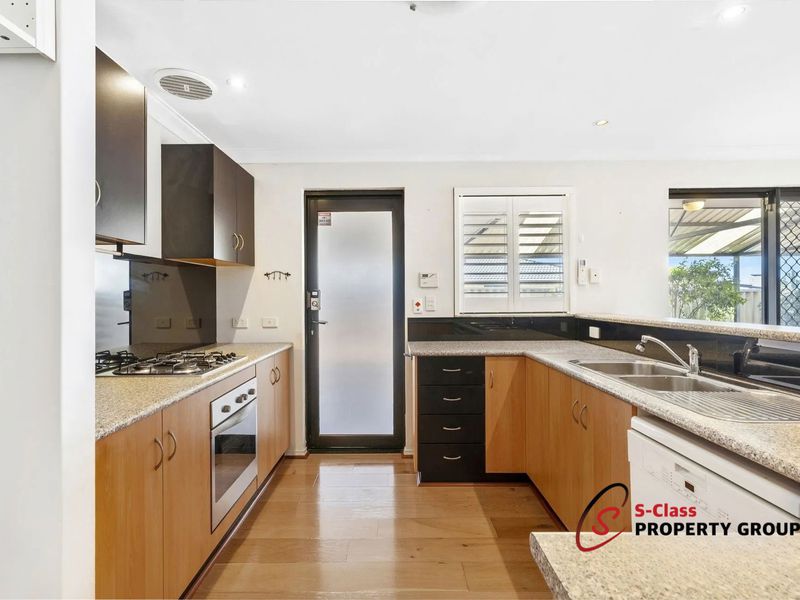 25 Tindal Avenue, Yangebup
