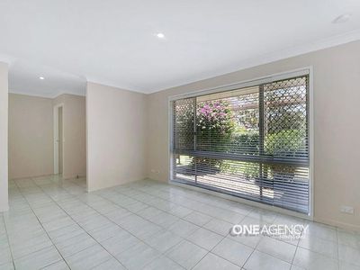 10 Wilpowell Street, Oxley