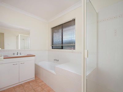 2 Vivaldi Place, Mackenzie