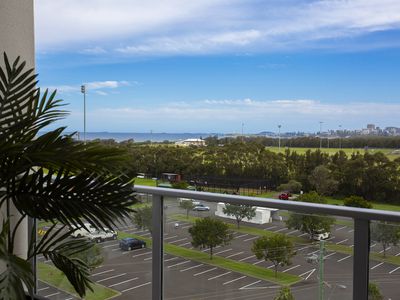 502 / 3 Grand Court, Fairy Meadow