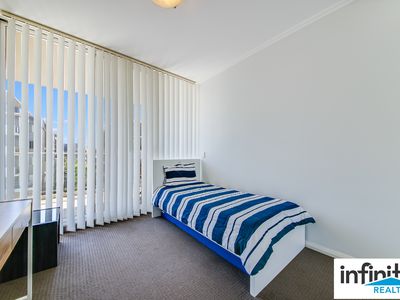 705 / 3 George Street, Warwick Farm