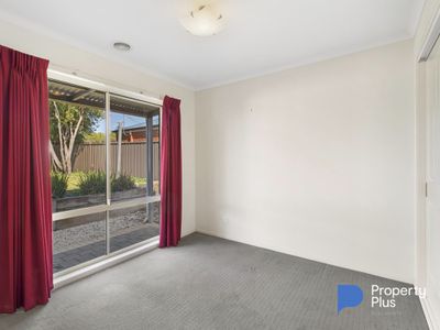 81 Mistletoe Street, Golden Square